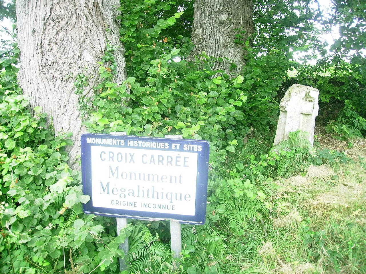 Croix de pierre