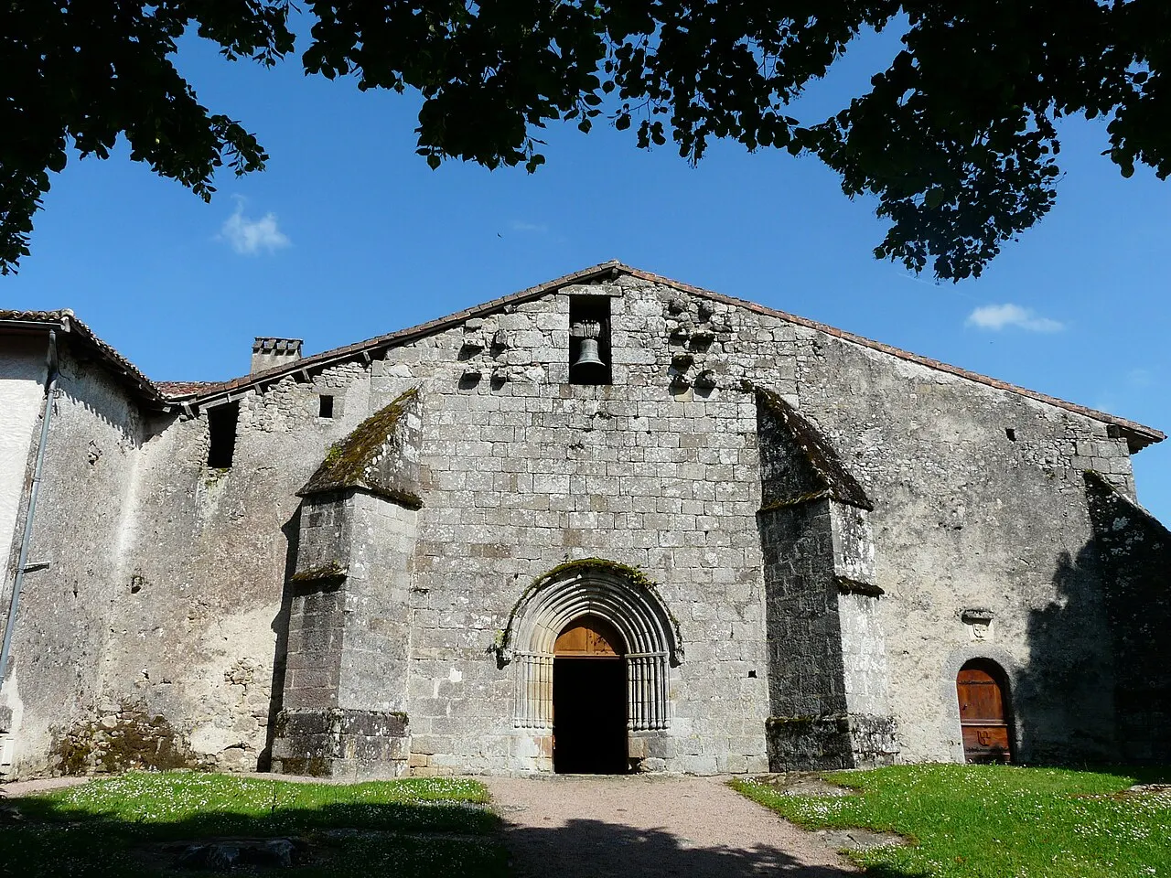 Église Saint-Pierre et Saint-Paul