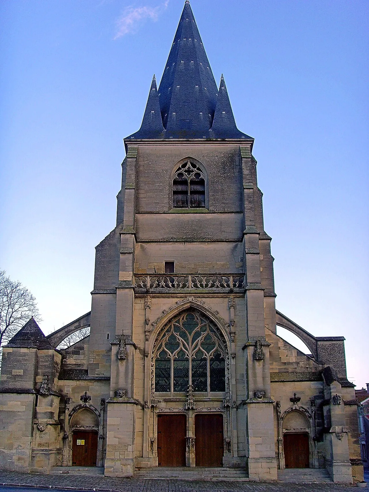 Église Saint-Cyr-et-Sainte-Julitte