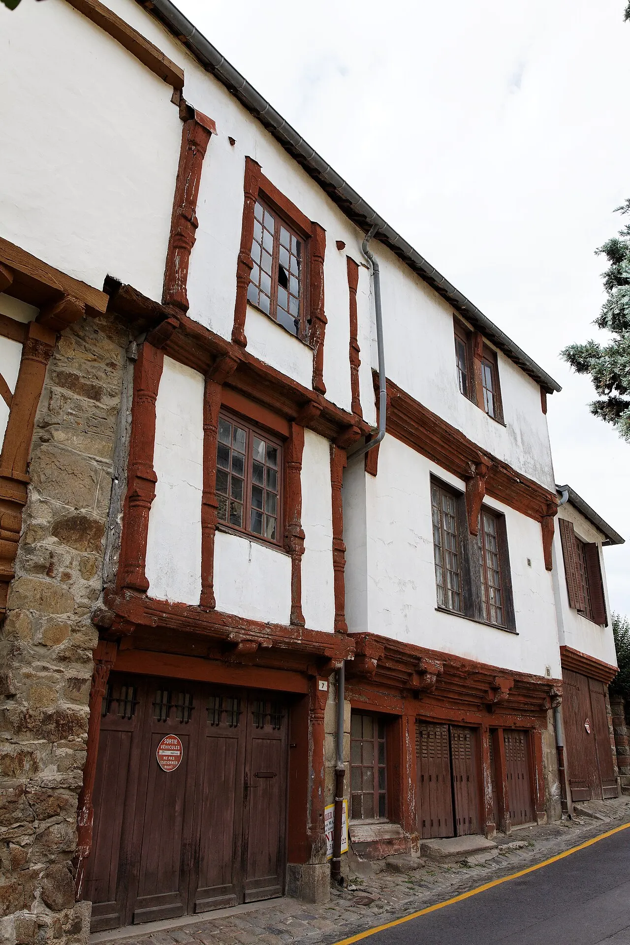 Deux maisons