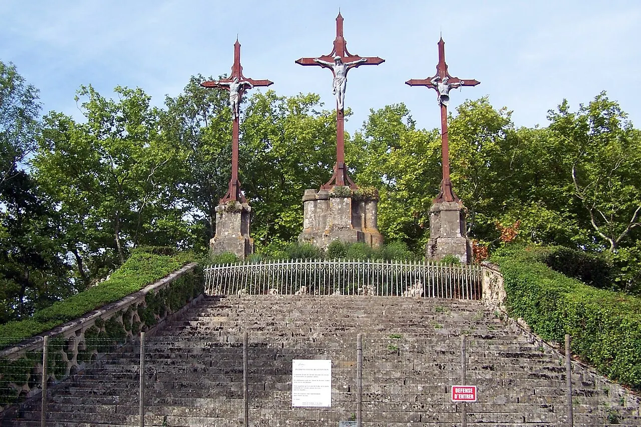 Site de pèlerinage de Verdelais : Chemin de croix et calvaire de Verdelais