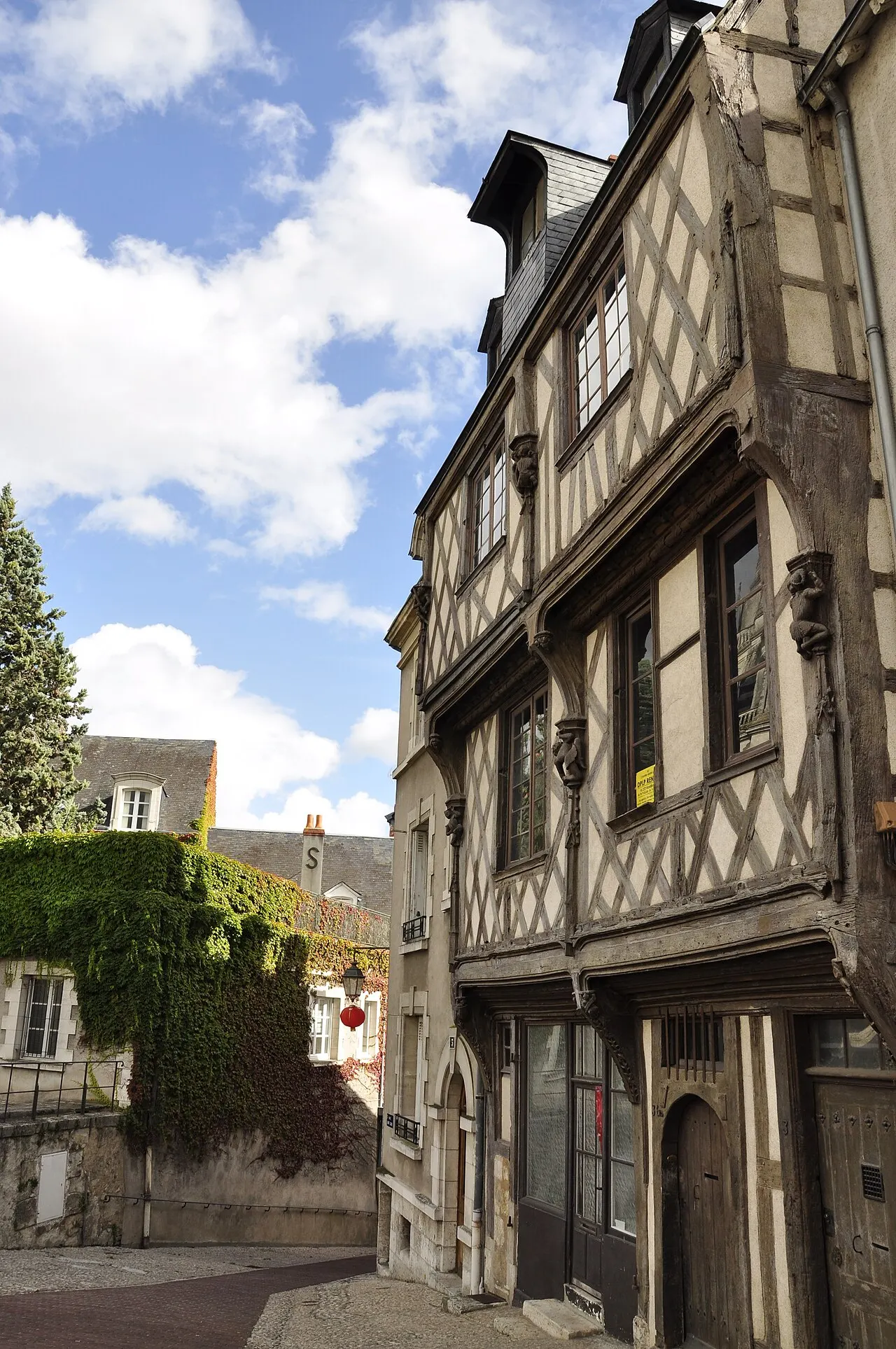 Maison aux Acrobates