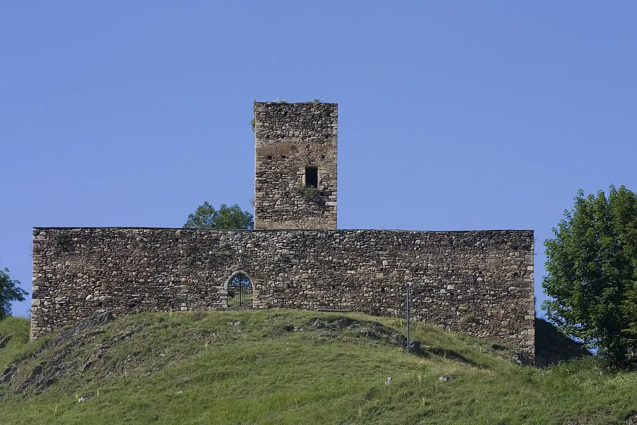 Château fort de Genos