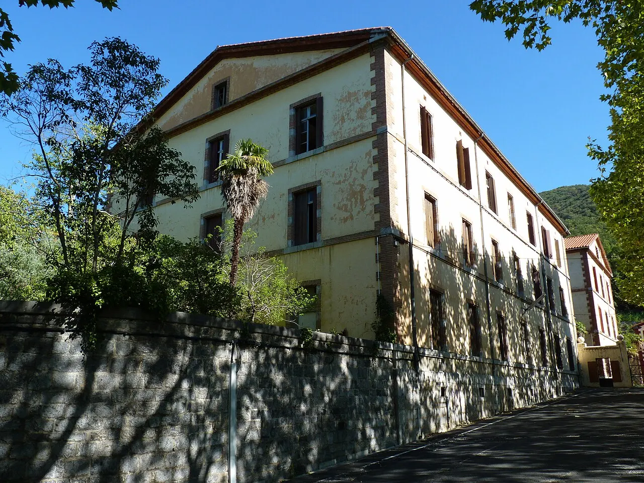 Ancien hôpital thermal des armées
