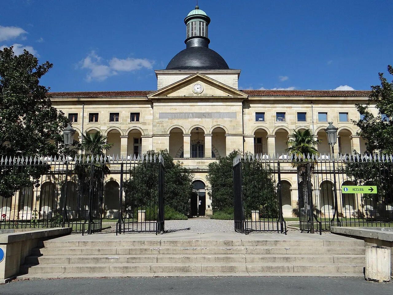 Hôpital Saint-Cyr