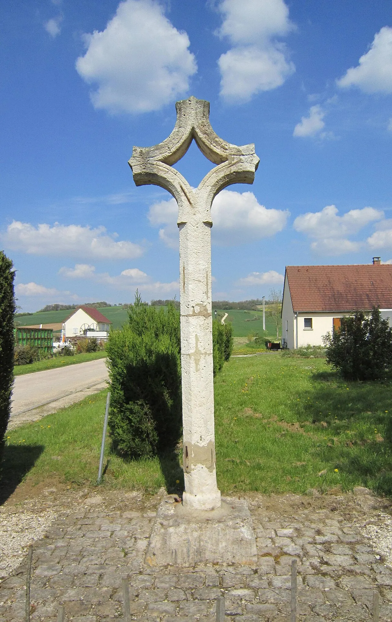 Croix en pierre