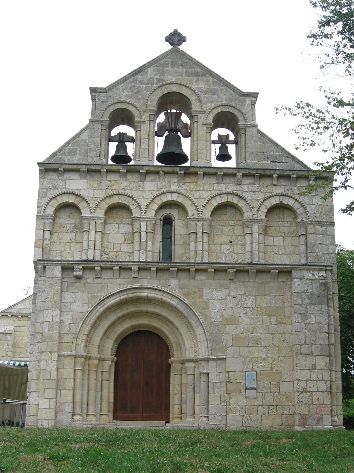 Église Notre-Dame de Benon