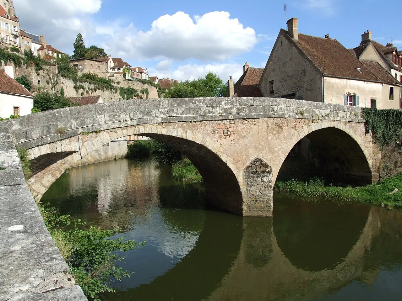 Pont Pinard à Semur-en-Auxois