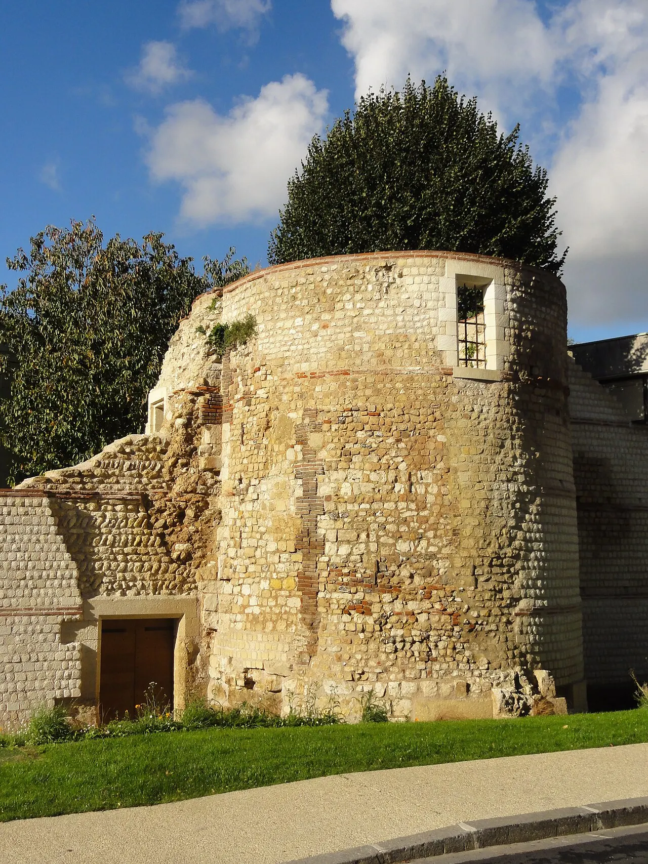 Remparts gallo-romains