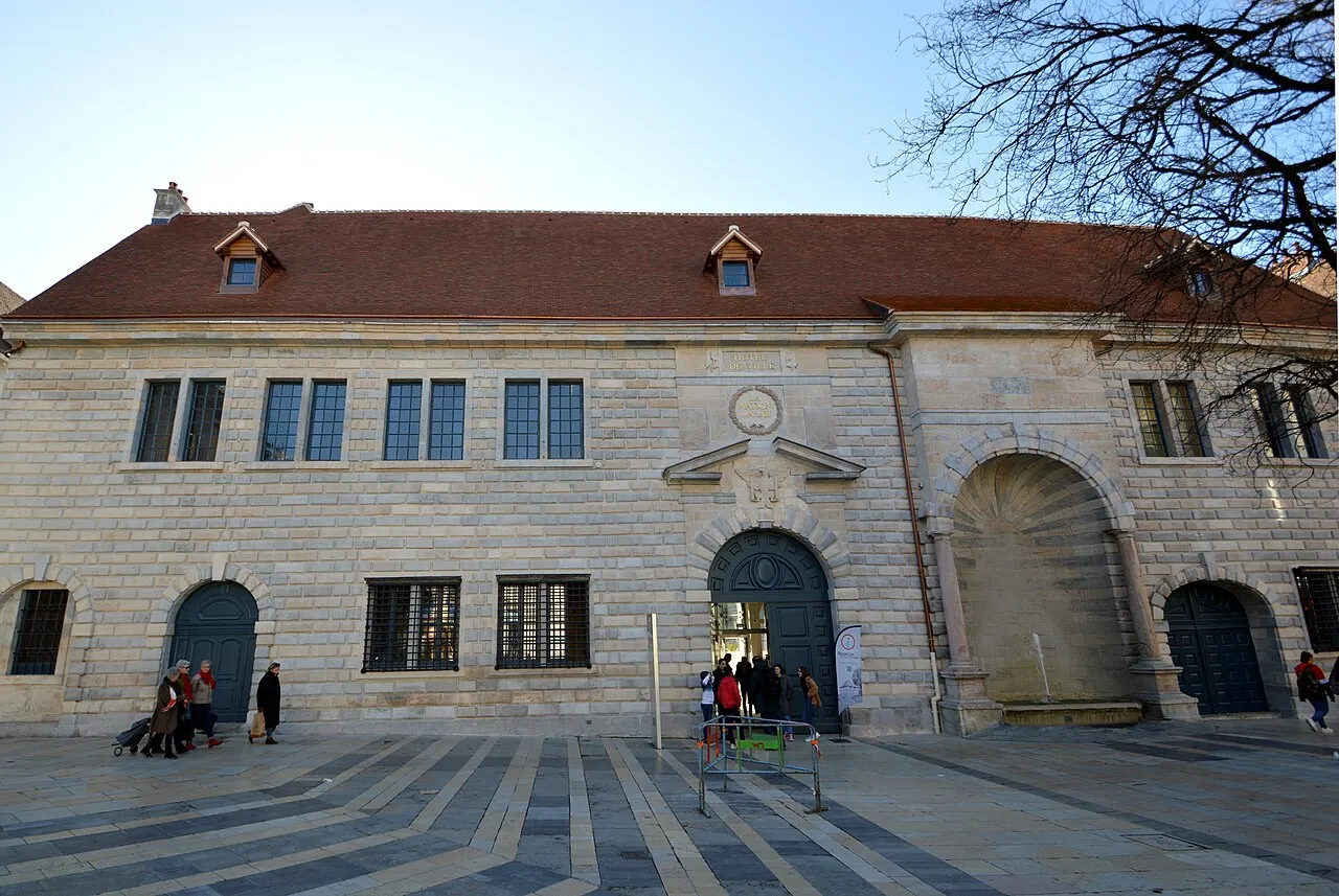 Hôtel de ville
