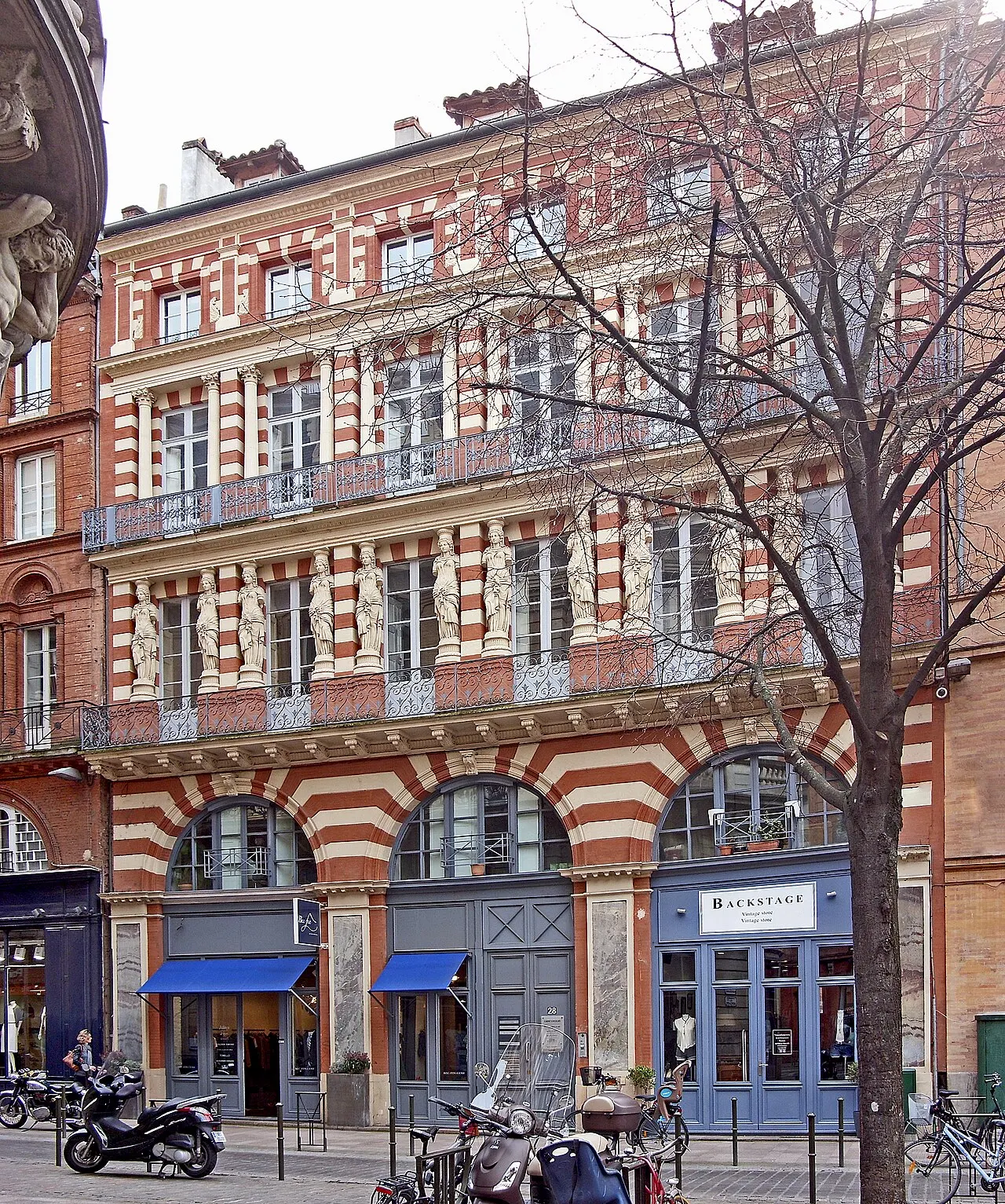 Maison en terre cuite de Virebent