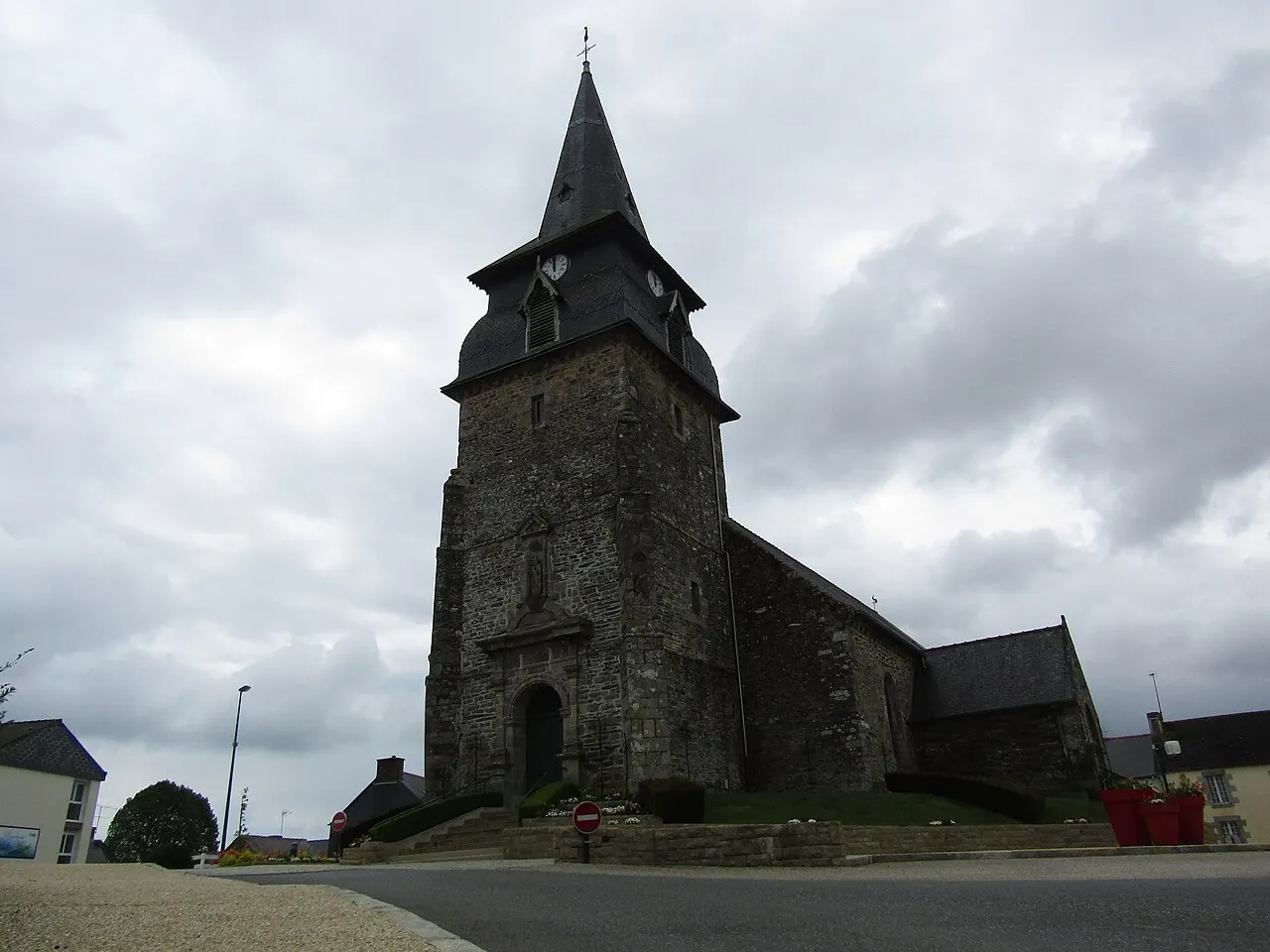 Église Saints-Pierre-et-Paul