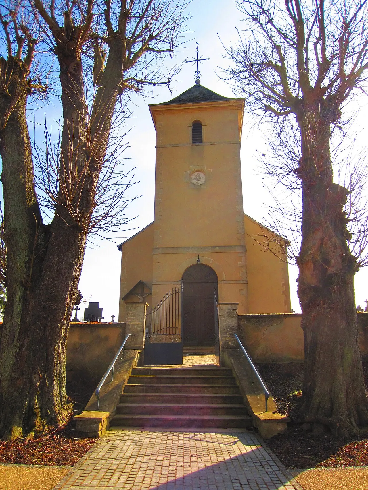 Église Saints-Pierre-et-Paul