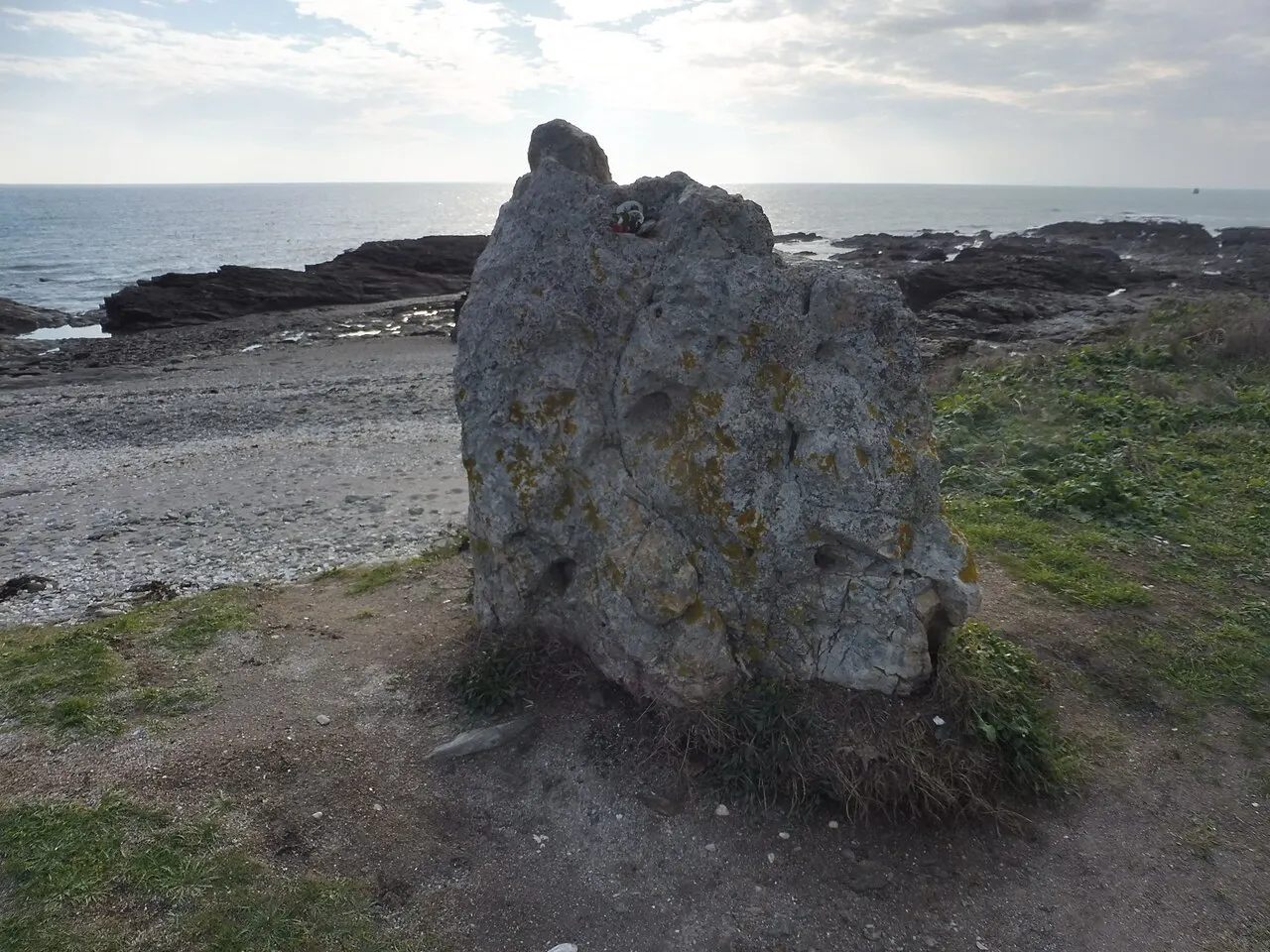 Menhir dit Pierre Jaune de Kercambre