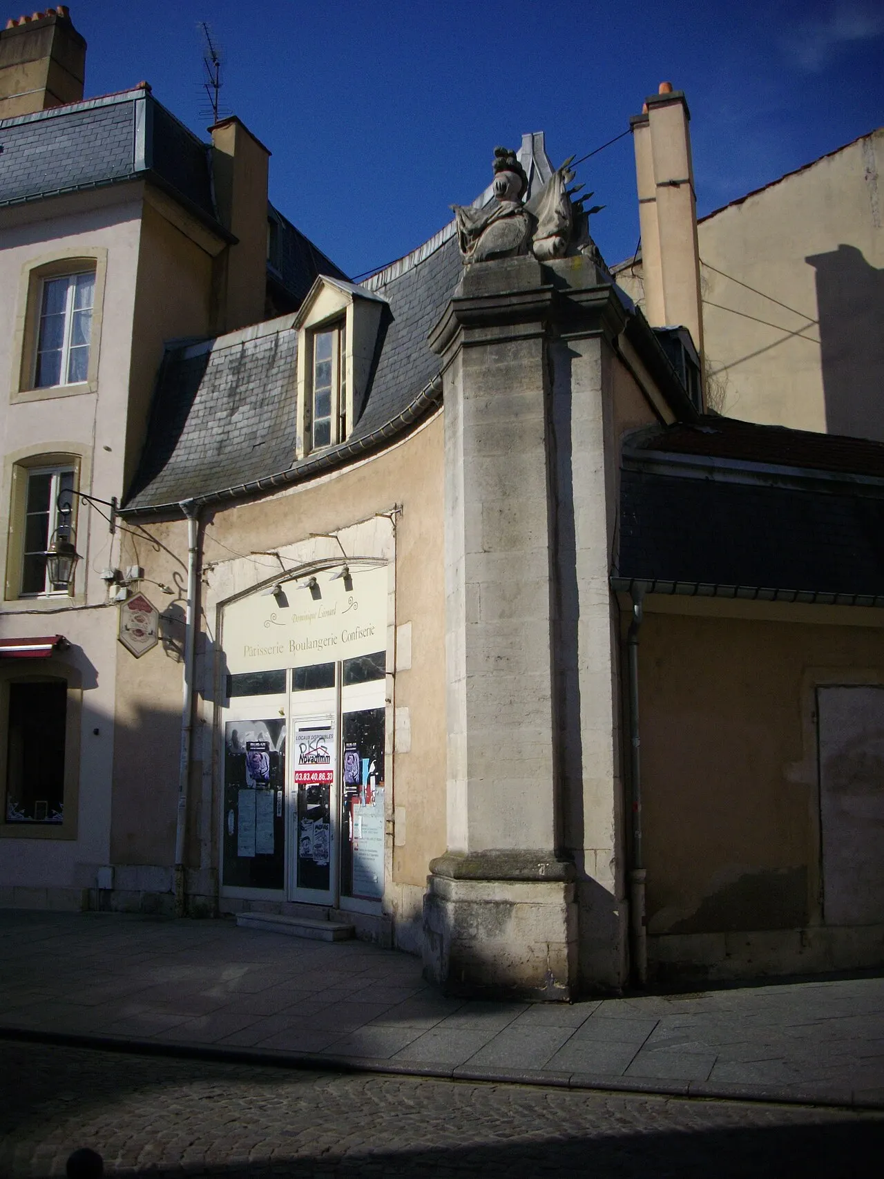 Pavillon du 18e siècle à l’Ouest de la porte de la Craffe