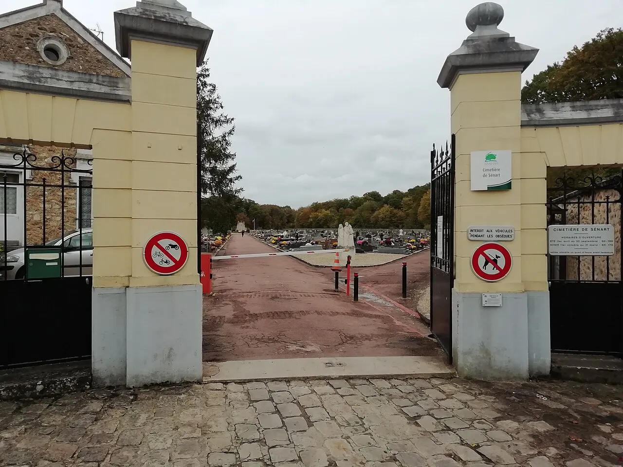Cimetière communal de Sénart