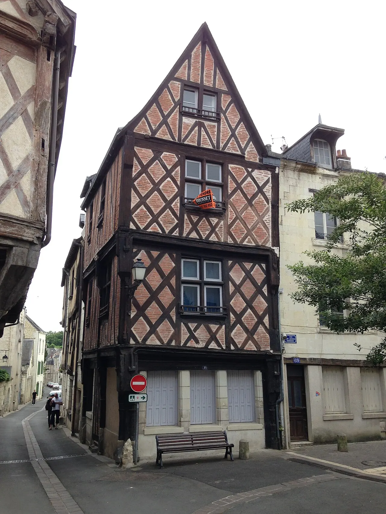 Maison à pans de bois du 15e siècle