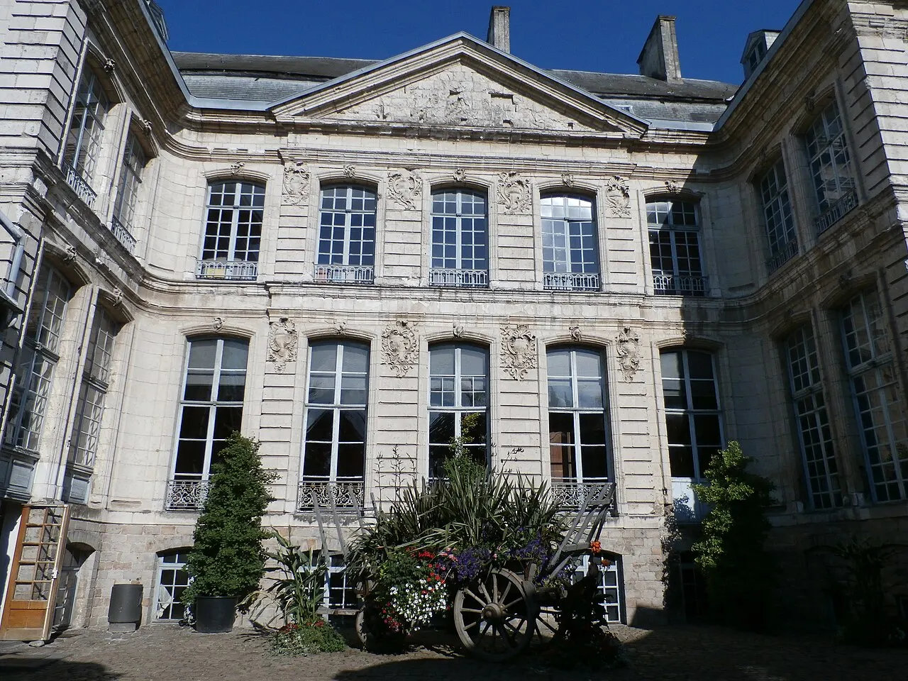 Ancien Hôtel de Beaulaincourt