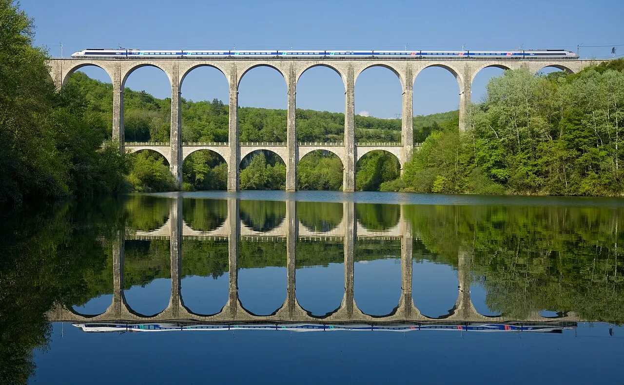 Viaduc de Cize-Bolozon