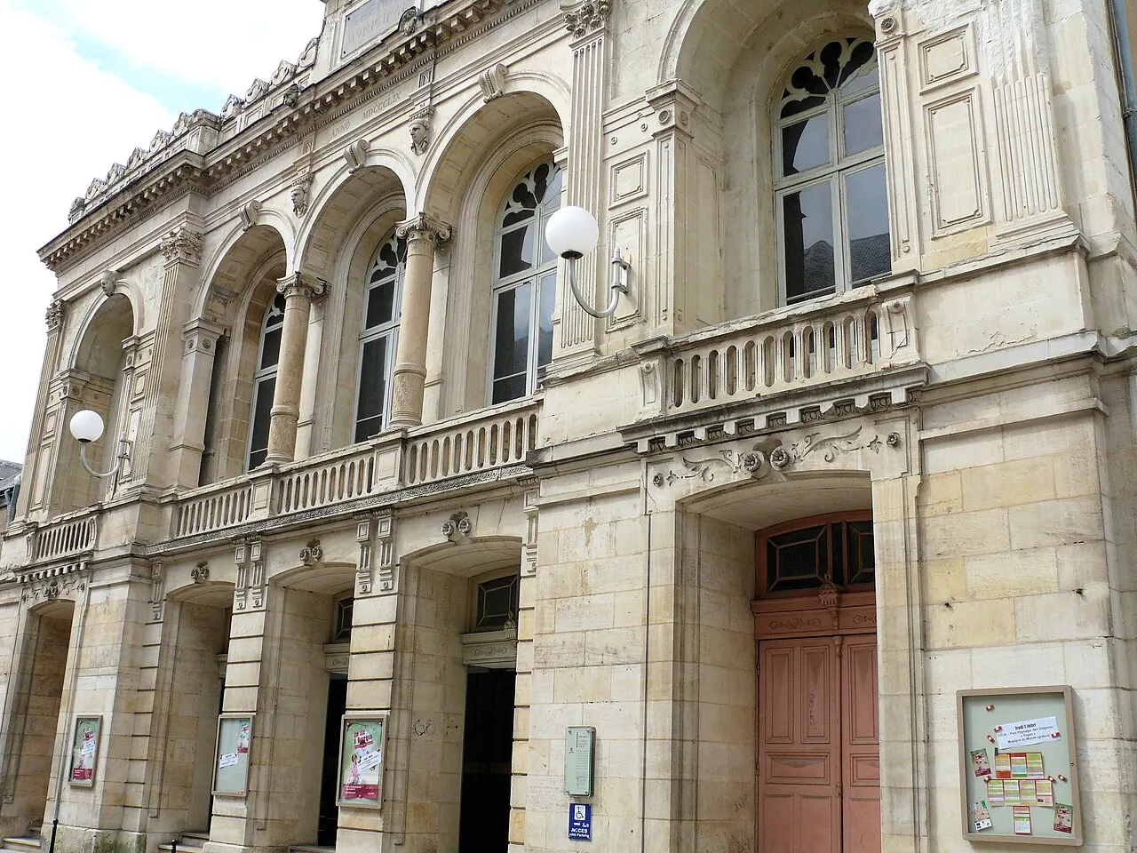 Théâtre Jacques-Cœur