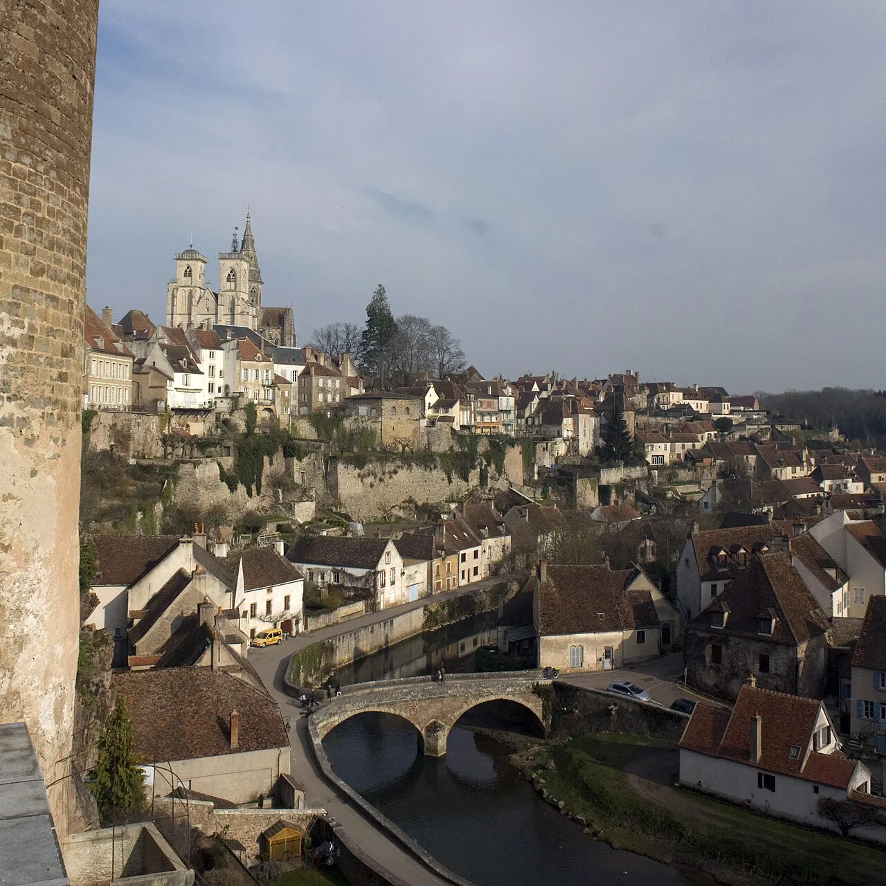 Enceinte de la ville (ancienne)