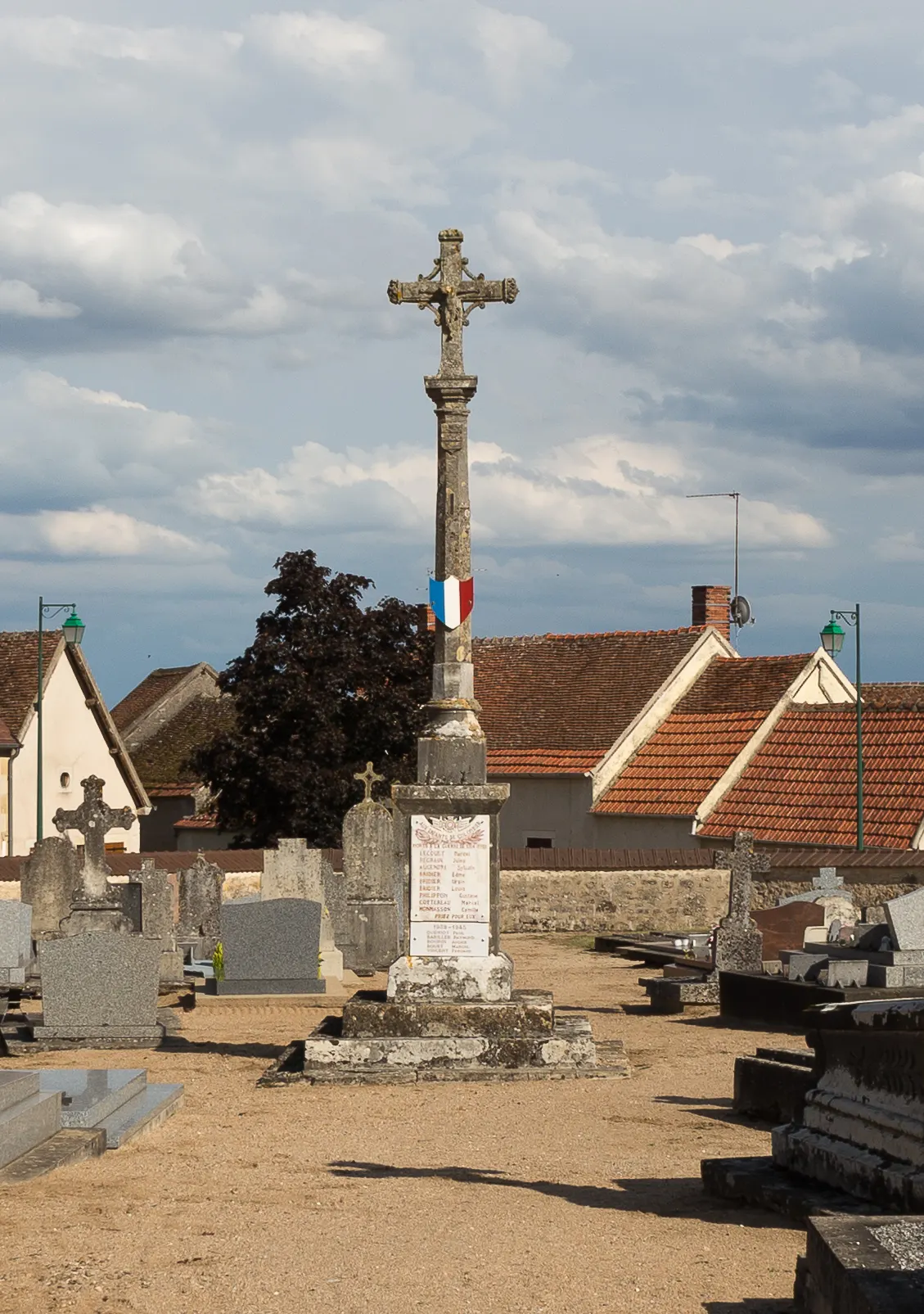 Croix de cimetière