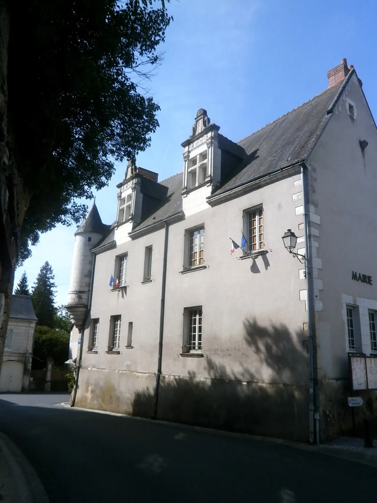 Mairie de Montrésor