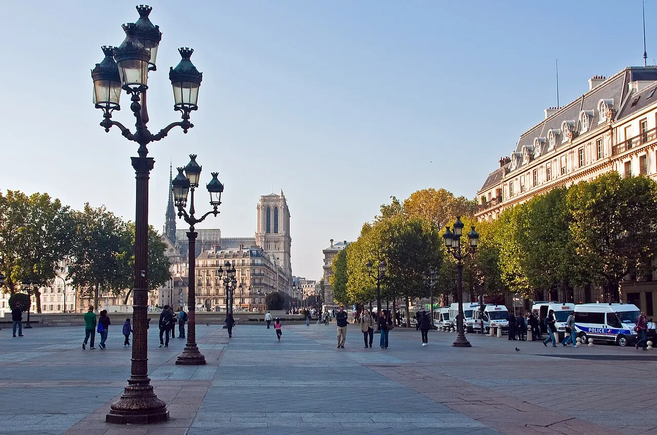 Place de l’Hôtel-de-Ville