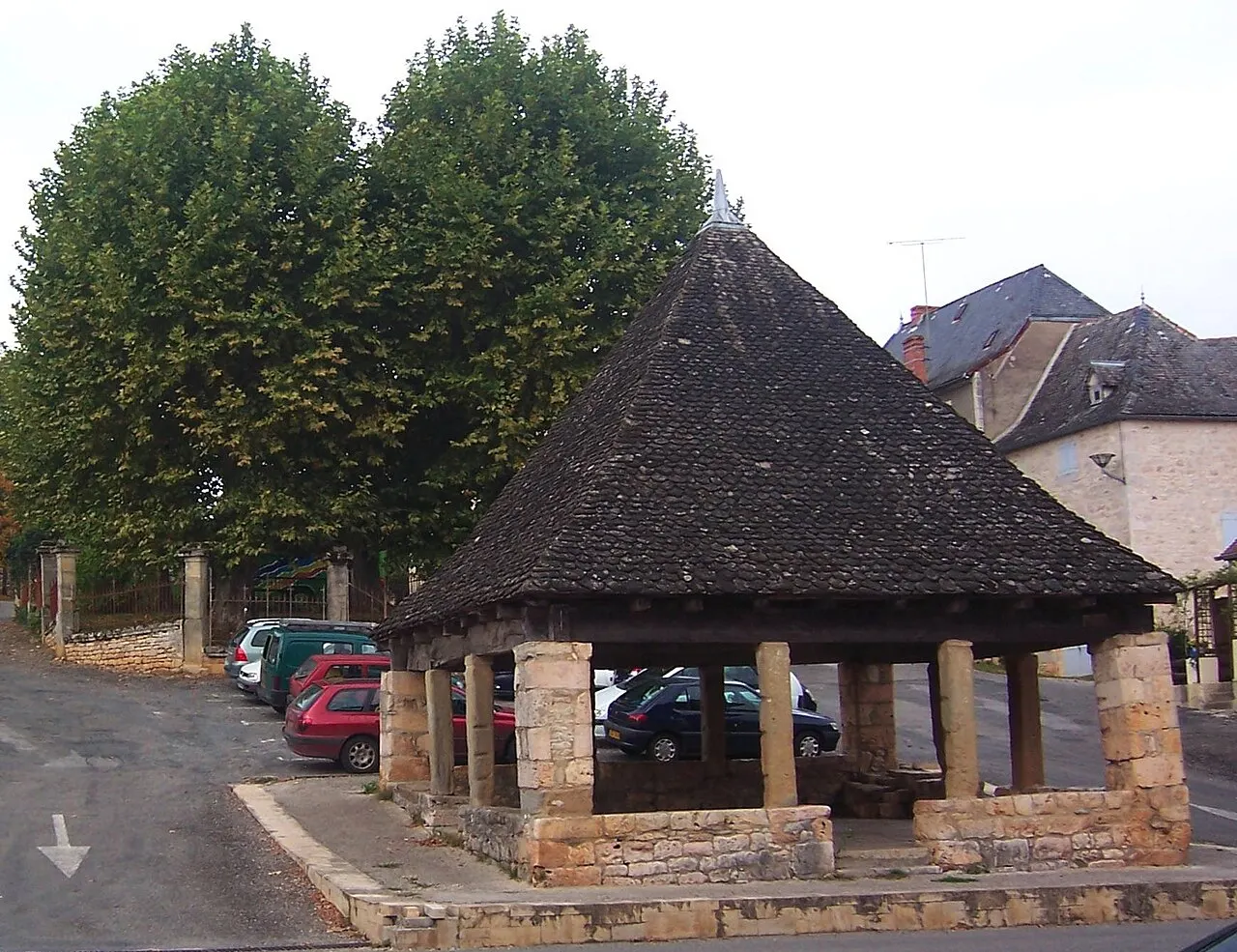 Thémines