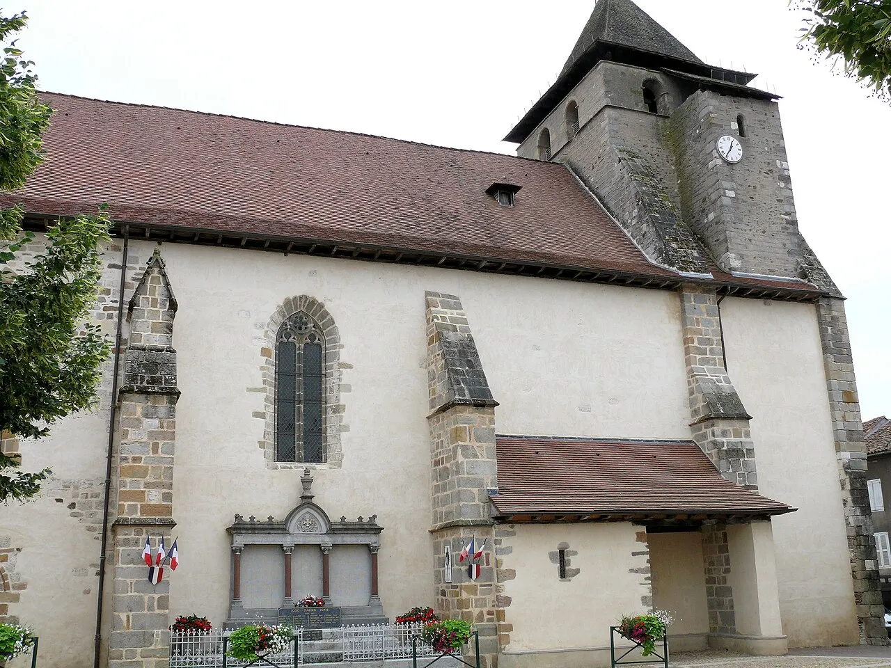 Église Abbatiale Saint-Césaire